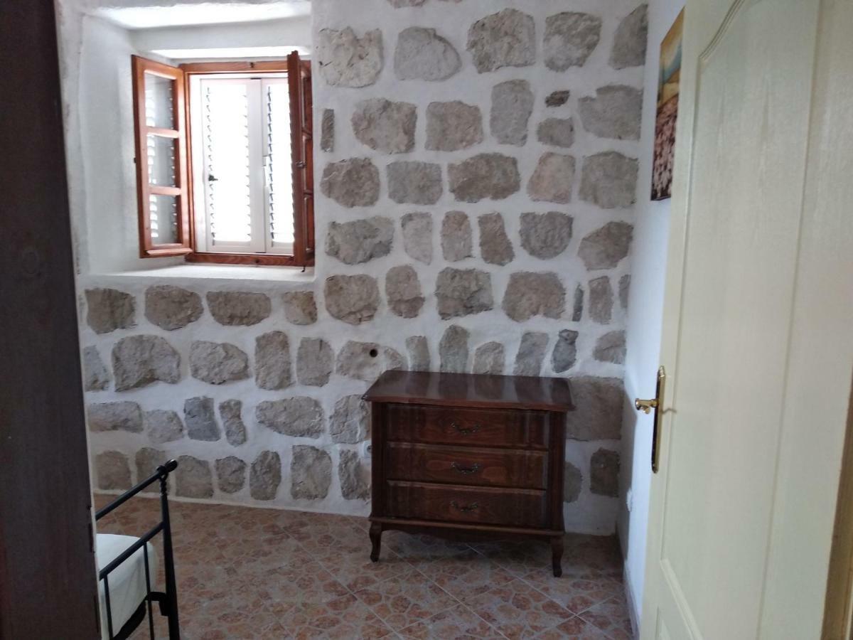Old House Perast Daire Dış mekan fotoğraf